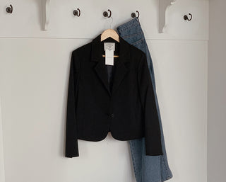 Single-breasted semi-cropped jacket - 4 colors
