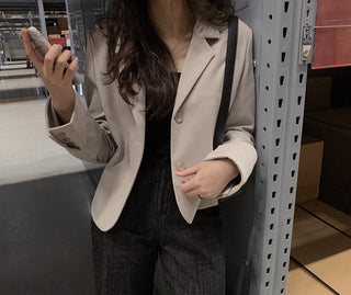 Single-breasted semi-cropped jacket - 4 colors