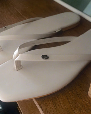 #LENTO. THIS flip-flop