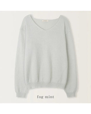 Slim Heart V-Neck Knit