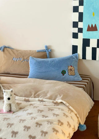 Beige Bow Velvet Bedding Set