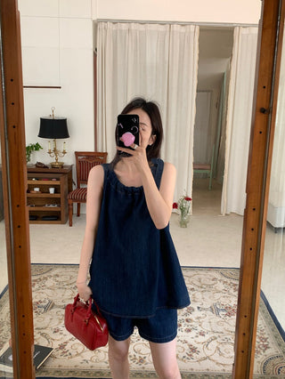 Sleeveless Top High Waist + Denim Shorts suit