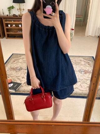 Sleeveless Top High Waist + Denim Shorts suit