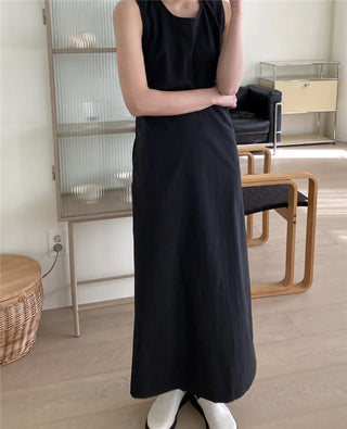 Korean-style loose-fit long dress