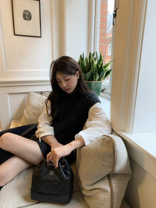 stand collar sweater