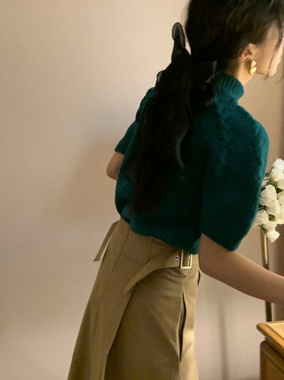 Stand collar bubble sleeve twist short sleeve sweater
