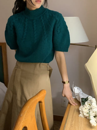 Stand collar bubble sleeve twist short sleeve sweater