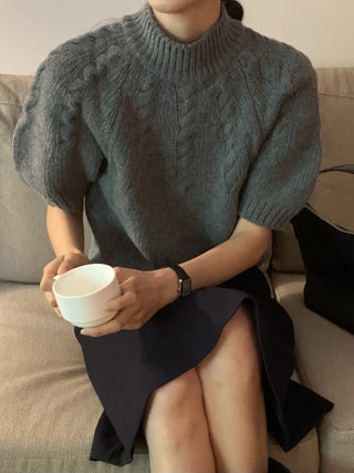 Stand collar bubble sleeve twist short sleeve sweater
