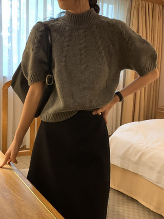 Stand collar bubble sleeve twist short sleeve sweater