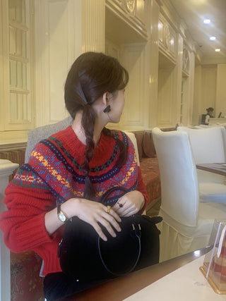 Retro crew neck knitted Sweater