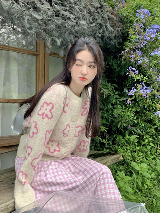 Contrast Color Knitted Sweater