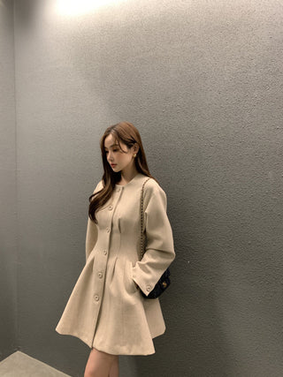 Retro round neck slim waist woolen coat