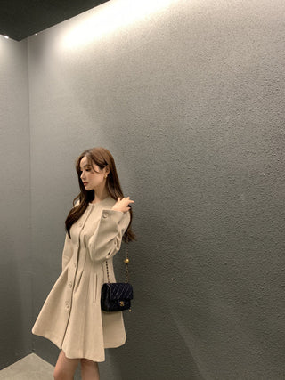 Retro round neck slim waist woolen coat