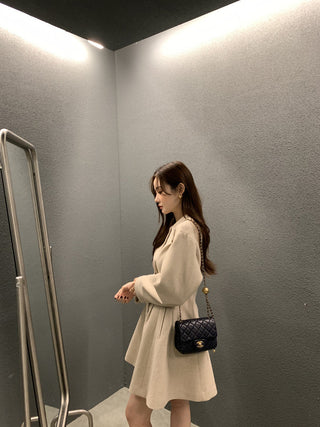 Retro round neck slim waist woolen coat