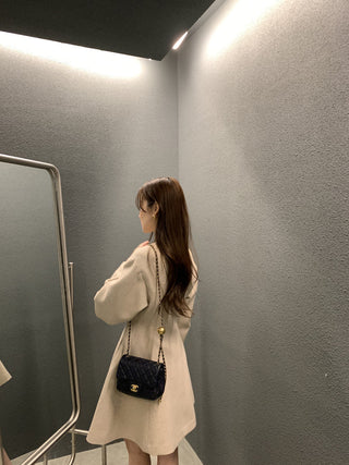 Retro round neck slim waist woolen coat