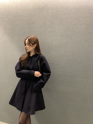 Retro round neck slim waist woolen coat