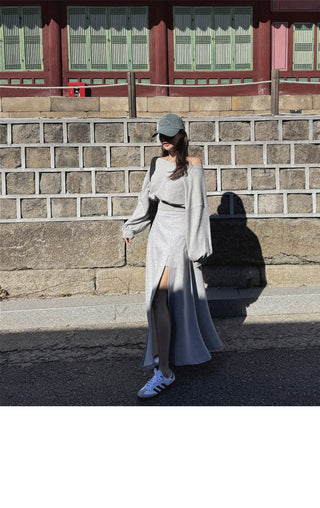 Off-shoulder crop sweater & swing skirt suit