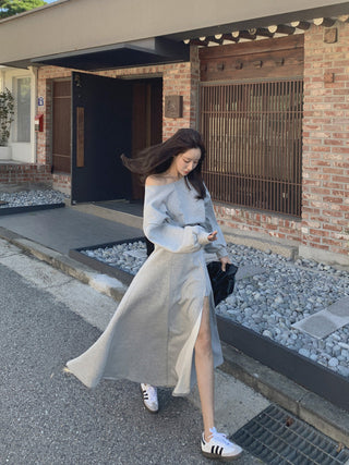 Off-shoulder crop sweater & swing skirt suit