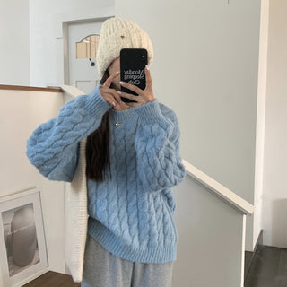 Cable knit Sweater