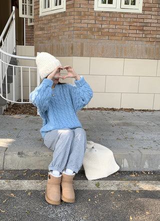 Cable knit Sweater