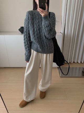 Cable knit Sweater