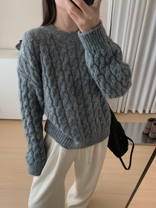 Cable knit Sweater