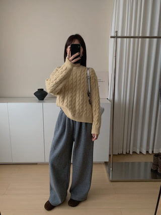 Cable knit Sweater