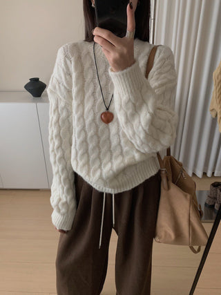 Cable knit Sweater