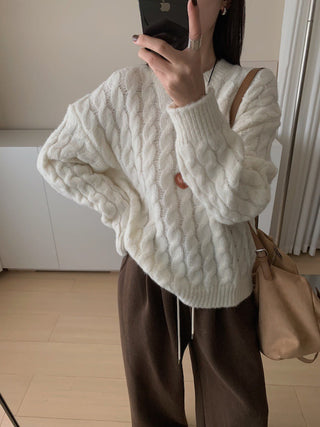Cable knit Sweater