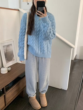 Cable knit Sweater