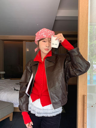 Retro red knitted single-breasted sweater