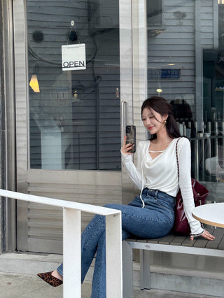 Irregular Swing Collar long Sleeve Top