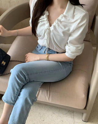 V-neck drawstring long sleeve shirt