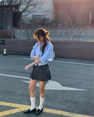 Lace-up Bow Short Shirt Top