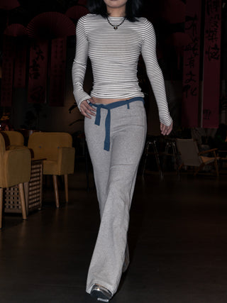 Micro flared sporty belted trousers