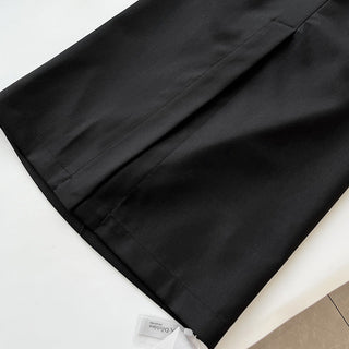 Clean fit black lace bow straight skirt