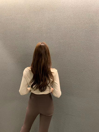 Pleated collar slim top