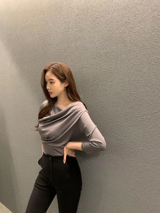 Pleated collar slim top