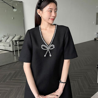 Diamond inlaid  V-neck black dress