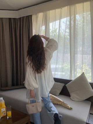 V-neck Ribbon design bubble sleeve shirt