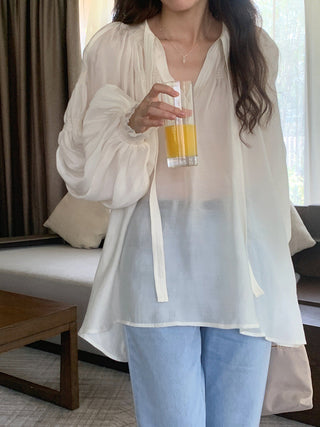 V-neck Ribbon design bubble sleeve shirt