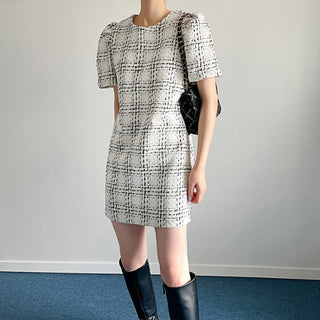 Plaid short sleeve woolen dress