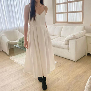 V-neck slim dress