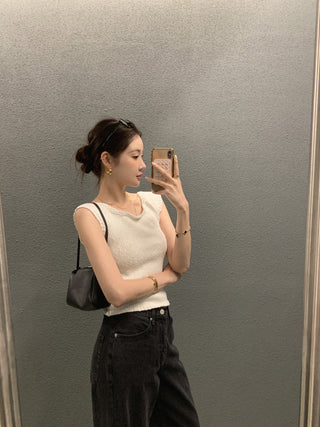Backless Knitwear