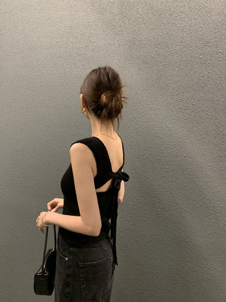 Backless Knitwear