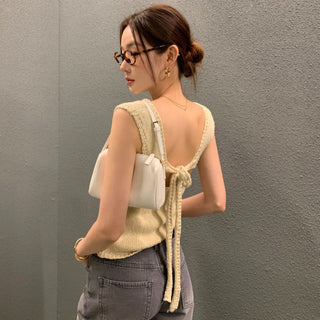 Backless Knitwear