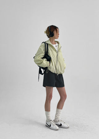 Stand collar suncoat
