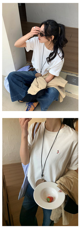 Small embroidered tee