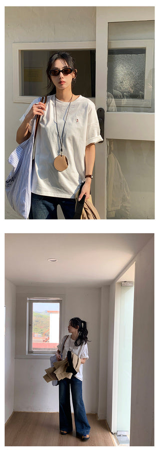 Small embroidered tee