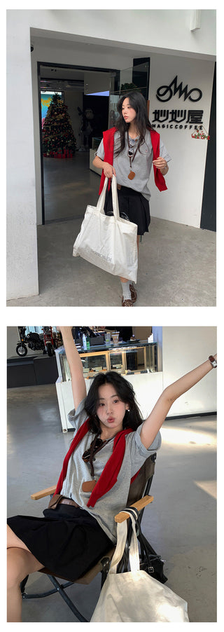 Small embroidered tee